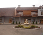 Gasthaus -Saunas: Raganu ligzda Restaurant. Hotel