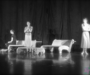 Arhīvs: Izrāde „Alla fermata di una hall” Dzirnās(ARHĪVS)