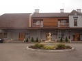 Raganu ligzda Restorāns Viesnīca