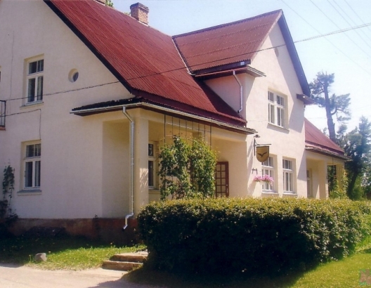 Kalna ligzda Viesnīca