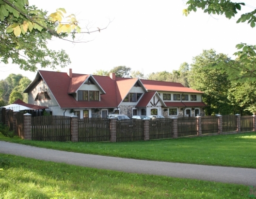 Brūzis Viesnīca