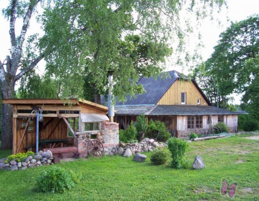 Lauku māja "Saulgoži 1" un viesu nams "Saulgoži 2