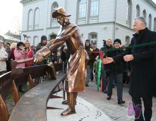 Liepājas himnas tēli arī fotogrāfijās(ARHĪVS)