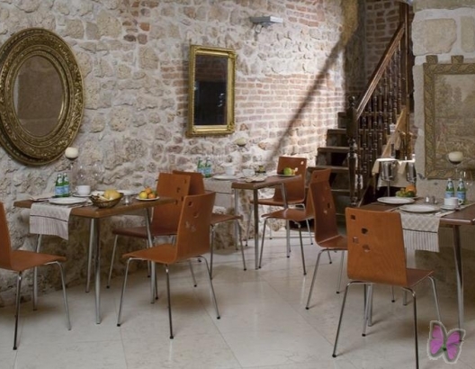 Muzas furniture