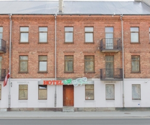 Biplan Viesnīca