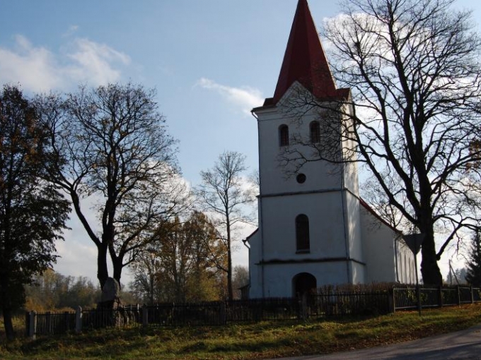 Lašu luterāņu baznīca