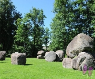 Lāča dārzs (akmeņu dārzs)