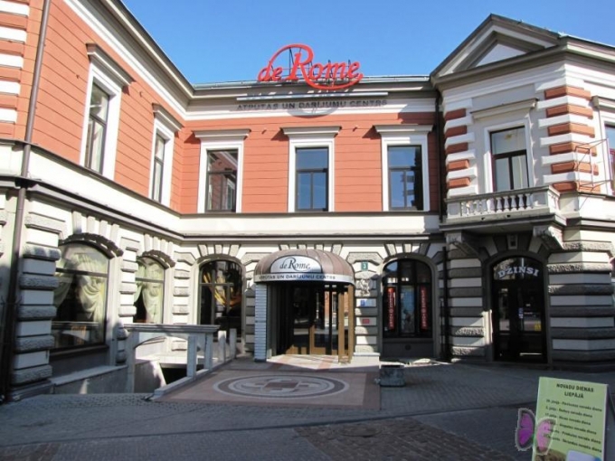 Biznesa un darījumu centrs „de Rome”