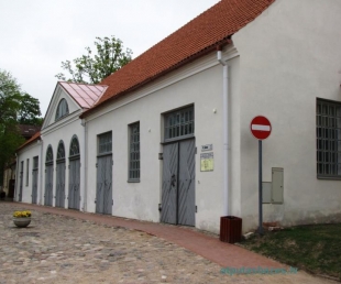Cēsu izstāžu nams