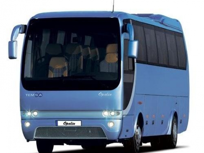 Autobusu un mikroautobusu noma