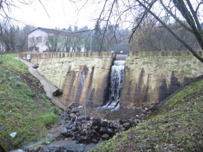 Ūdenskritums pie Estrādes