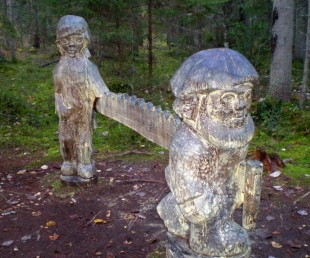 Koka skulptūras