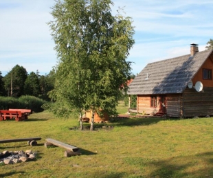 Asni Pirts 1 km līdz jūrai