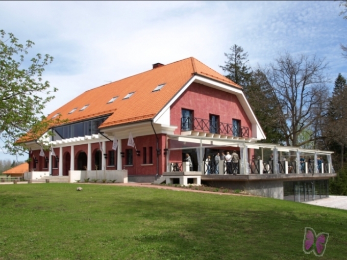 Pavasara smaržu sajust aicina Annas muiža(ARHĪVS)