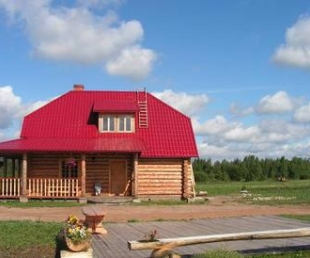 Skaras Brīvdienu māja