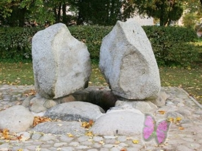 Monument to the poet Auseklis and conductor Indrikis Zīle