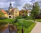 Lielstraupes pils, baznīca