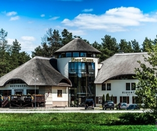 Port Hotel