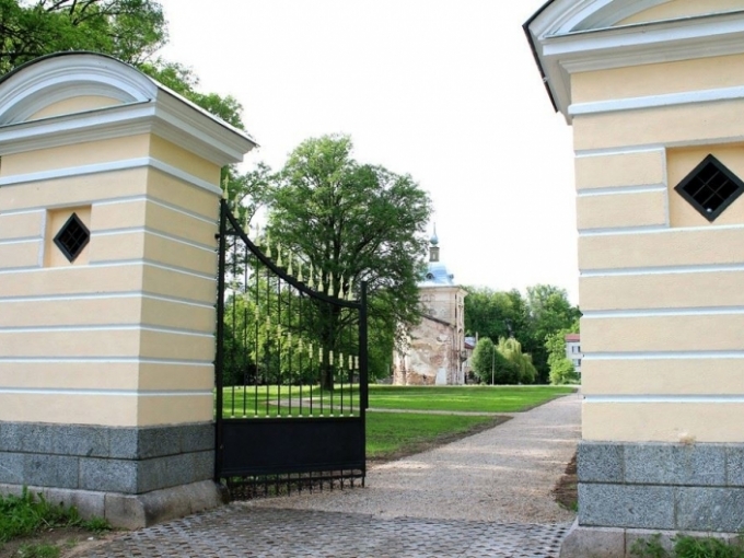 Valmiermuižas parks un tornītis