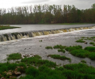 Laivu brauciens pa Ventu. Kuldīga - Abavas ieteka Ventā (1diena)
