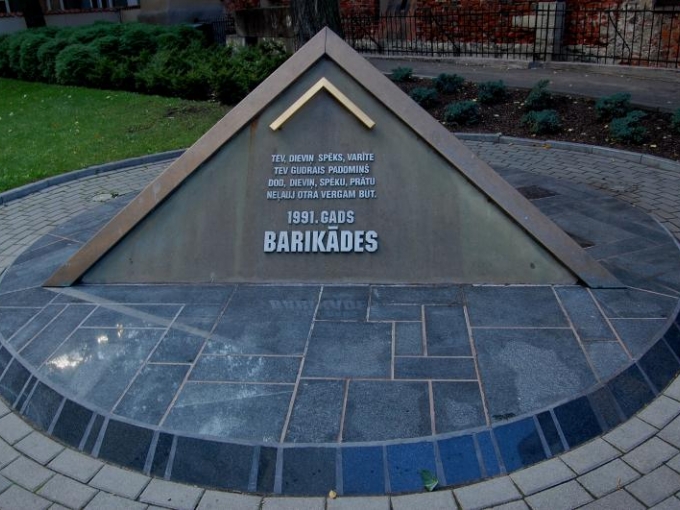 1991. gada barikāžu piemiņas zīme