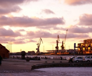 Ventspils-pilsēta ar rītdienu (Kājām 4.5 st.)