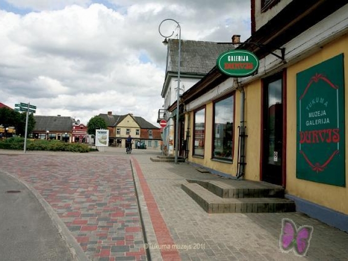 Mākslas galerija Durvis