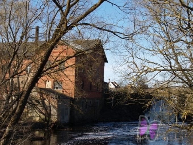 Bēnes dzirnavas un dzirnavezers