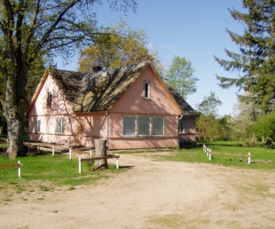 Bajāri Brīvdienu māja