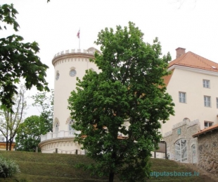 Vasaras skola „Izdzīvojam viduslaikus” Cēsīs(ARHĪVS)