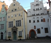 Trīs brāļi
