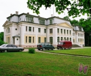 Lielauces pils un parks